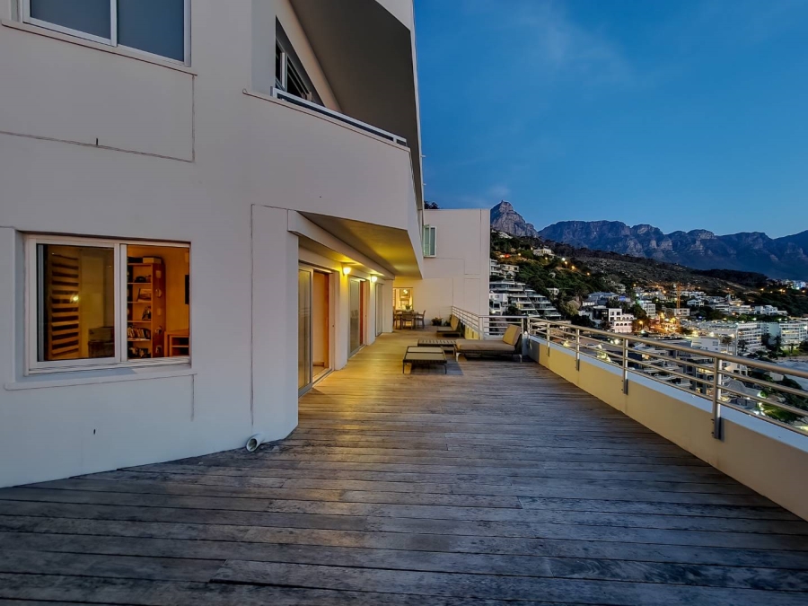 2 Bedroom Property for Sale in Clifton Western Cape